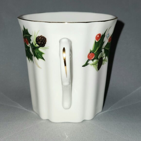Royal Grafton Pair of Christmas Mugs | Noel Fine Bone China Mugs - Picture 5 of 11